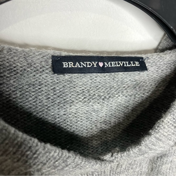 Brandy Melville wool Blend hooded sweater gray - Picture 2 of 7